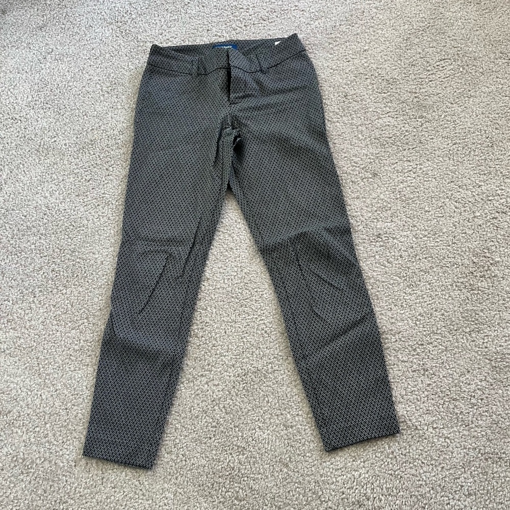 ♥️4/$30 Old Navy Patterned Trousers